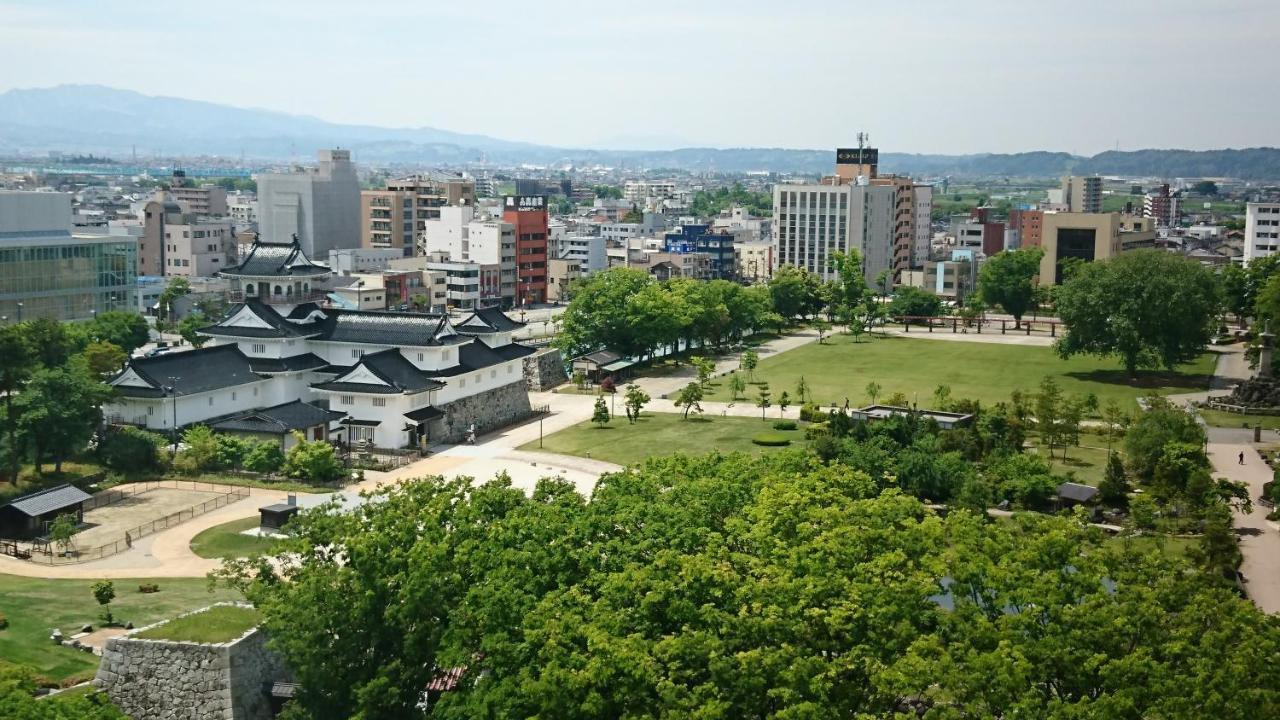 Toyama Daiichi Hotel Buitenkant foto